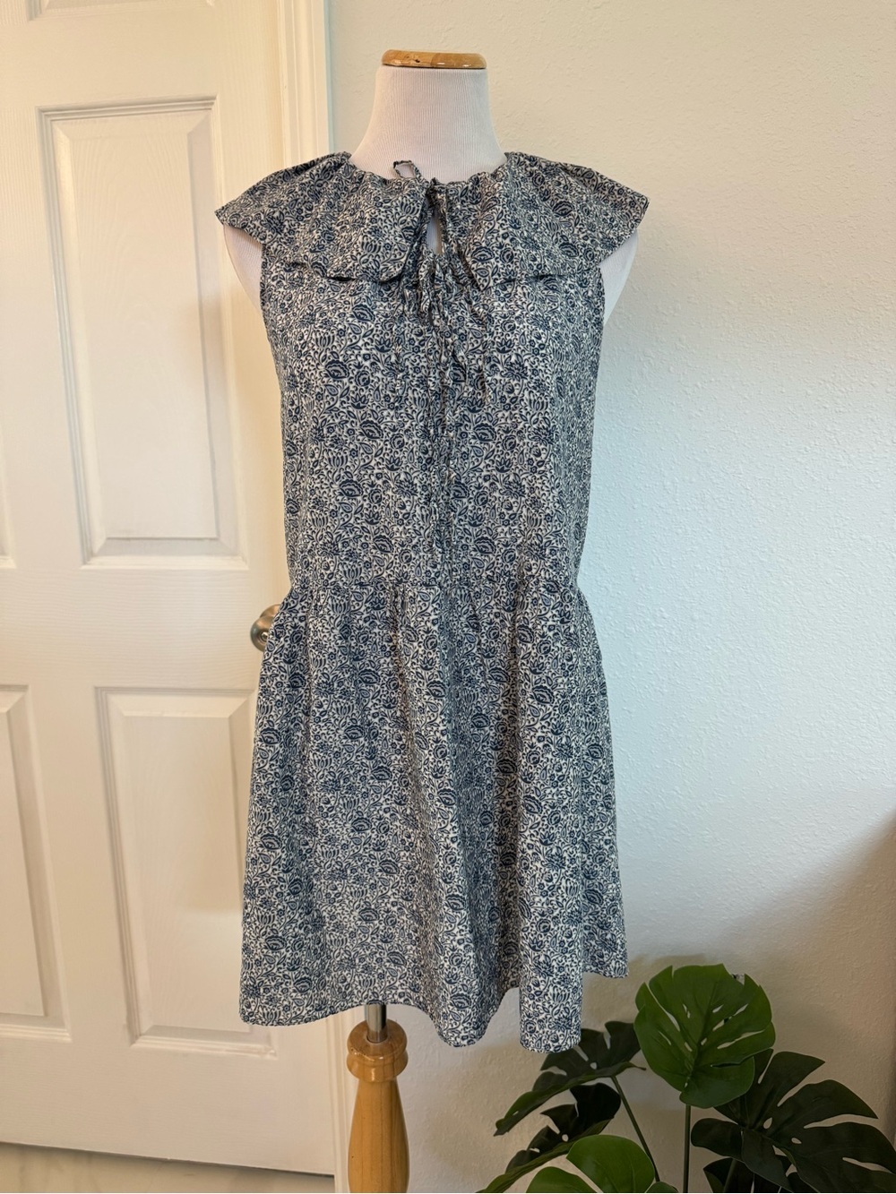Rebecca Taylor Rent the Runway Blue/White Vine Print Dress, Parties Date Beach S - Picture 2 of 9